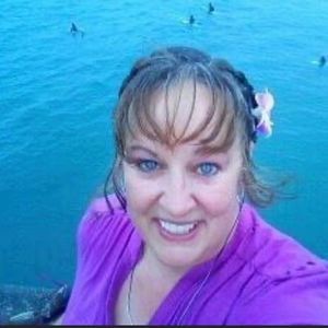 Meet your Posher, Deborah